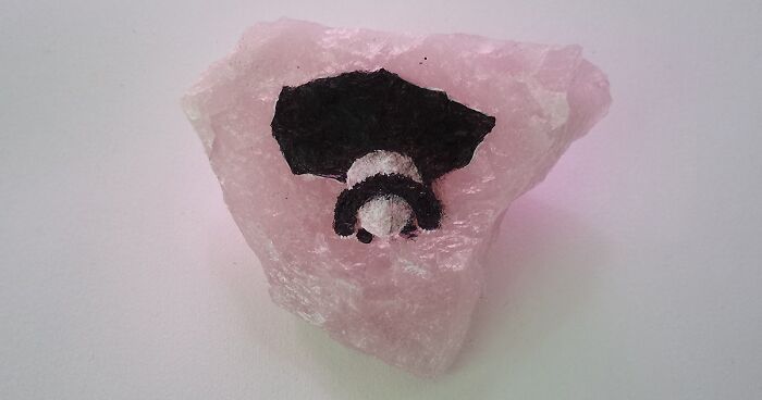 I Paint Miniature Animals On Rose Quartz, And Here Are My Best 20 Works