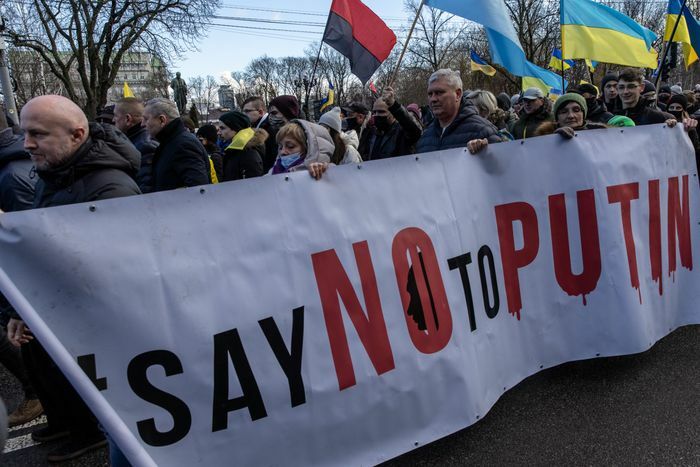 Say No To Putin