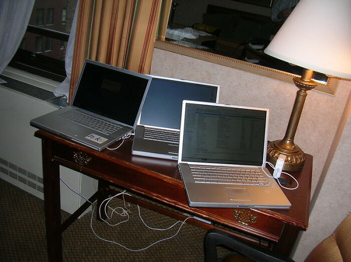 IT Freelancer Secures His Project With A ‘Delete’ Function In Case The Client Tries To Pull Any Stunts, He Does Exactly That And Ends Up With No Project