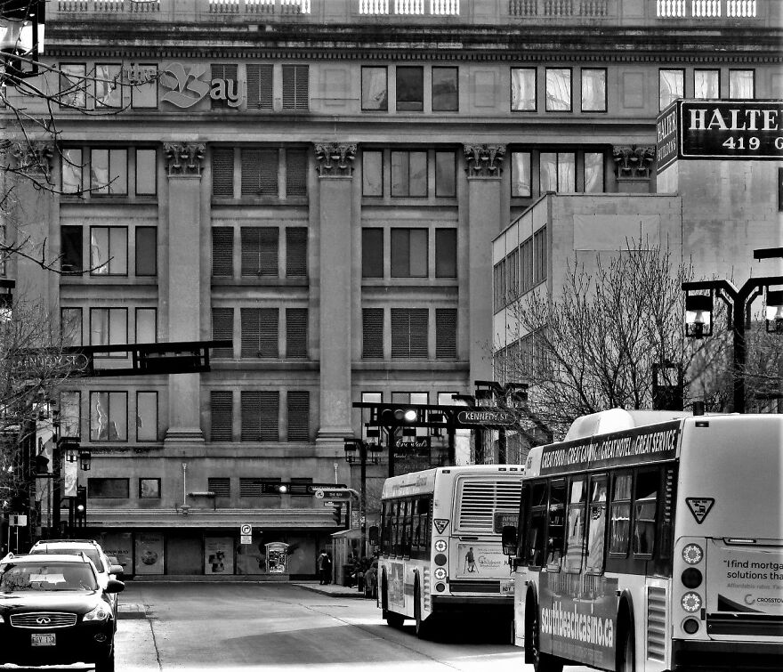 I Take Photos Of Winnipeg, Capturing Old With The New I Take Photos Of Winnipeg, Capturing Old With The New