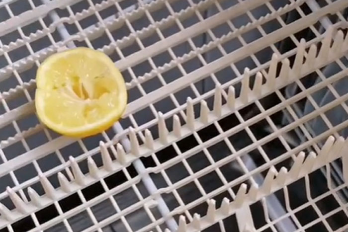 Women Are Sharing Their Favorite Life Hacks, And These 30 Can Make Every Day Much Easier