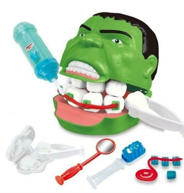 Ah, sí, mi vengador favorito, Hulk, con doble capa de dientes