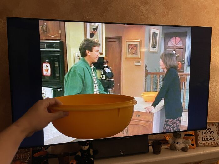 "The Taylor's" And I Have The Same Tupperware Bowl