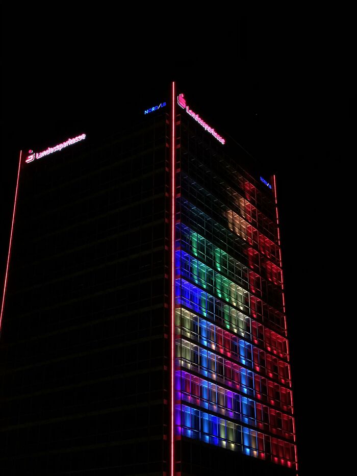You Can Currently Play Tetris On This Building In Brunswick, Germany
