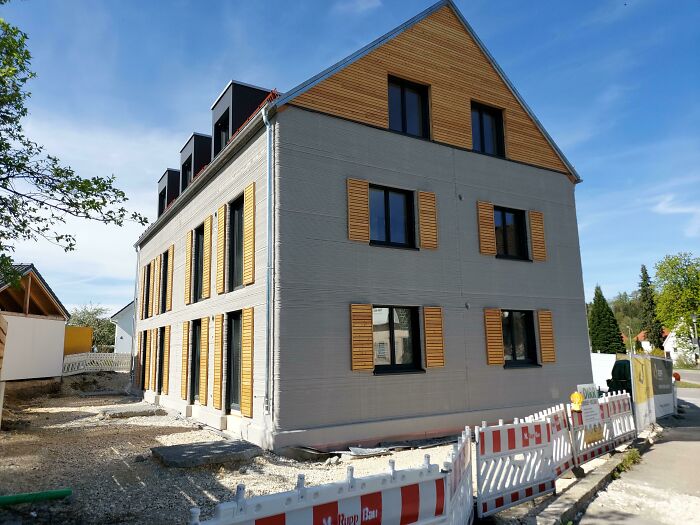 If You Liked The First 3D Printed House In Germany, This Is The First 3D Printed Apartment Building In Germany