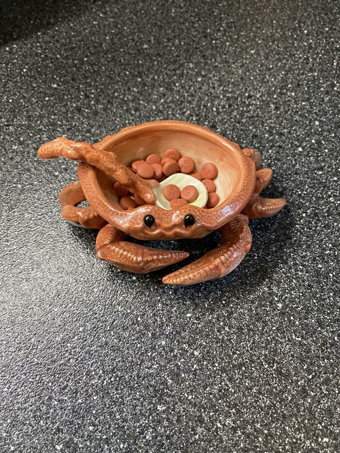 My Mom Has A Crab-Shaped Candy Dish That She Filled With Ibuprofen