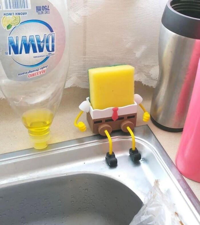 This Awesome Little Sponge Holder