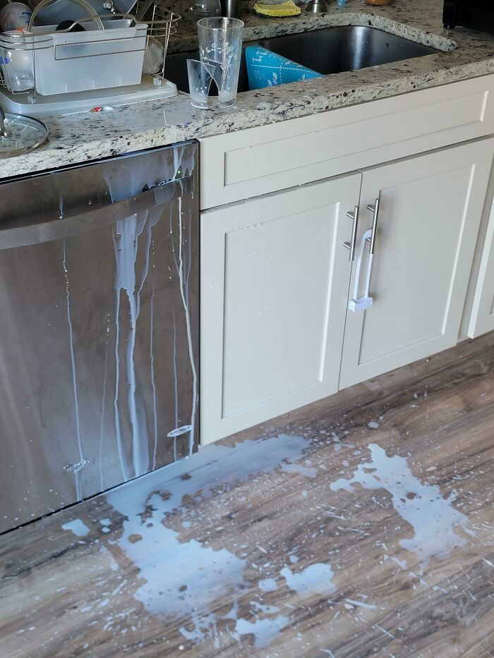 Took A Glass Out Of The Dishwasher Before It Was Fully Cooled Down And Filled It With Cold Milk... Oops