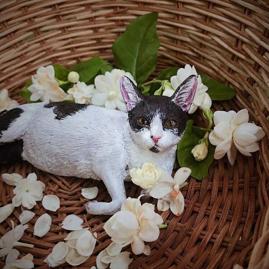 Animal Sculptures For Animal Lovers