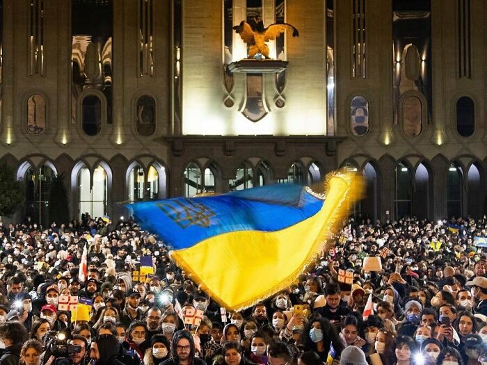 People Are Realizing Just How Badass The Ukrainian President Is, And Here's Proof People Are Realizing Just How Badass The Ukrainian President Is, And Here's Proof