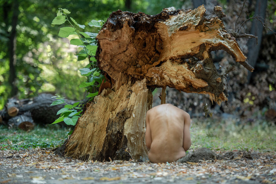 Ms. Spine – We (Me As A Photographer And Simona As A Model) Created A World Of The Spine By Personifying It, In Order To Show The Individual Beauty Of Each Of Us (15 Pics)