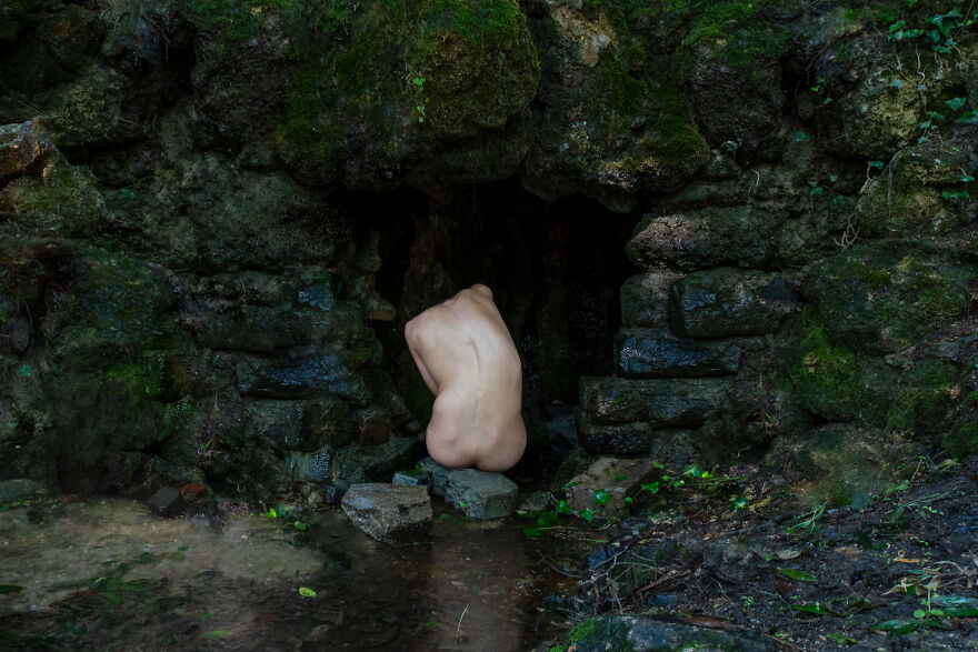 Ms. Spine – We (Me As A Photographer And Simona As A Model) Created A World Of The Spine By Personifying It, In Order To Show The Individual Beauty Of Each Of Us (15 Pics)