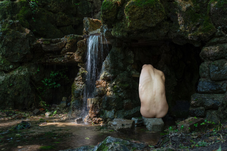 Ms. Spine – We (Me As A Photographer And Simona As A Model) Created A World Of The Spine By Personifying It, In Order To Show The Individual Beauty Of Each Of Us (15 Pics)