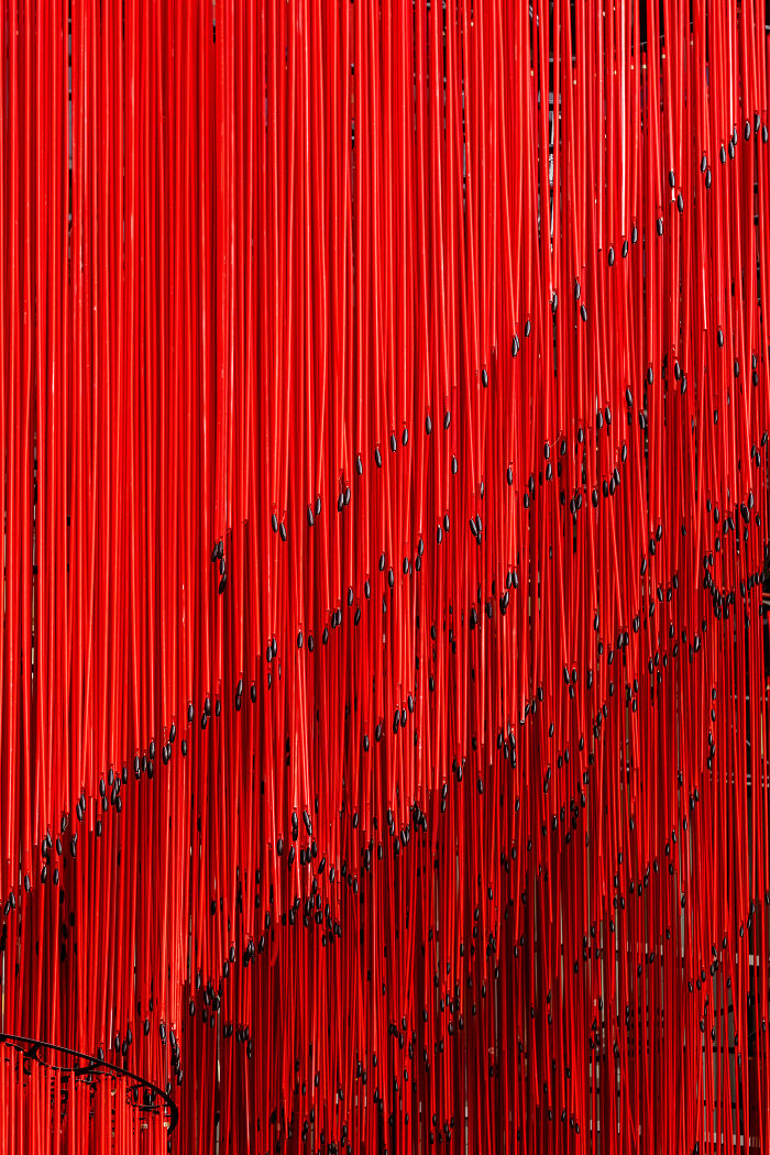 "Memory Veil": 10,000 Strands Of Red String Beads Art Installation (20 Pics) "Memory Veil": 10,000 Strands Of Red String Beads Art Installation (20 Pics)