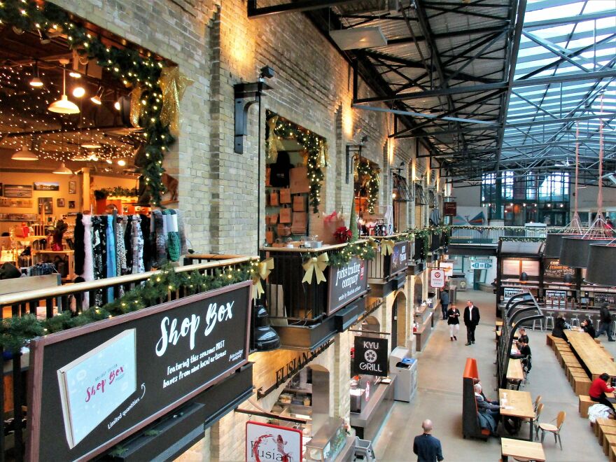 I Take Photos Of Winnipeg, Capturing Old With The New I Take Photos Of Winnipeg, Capturing Old With The New