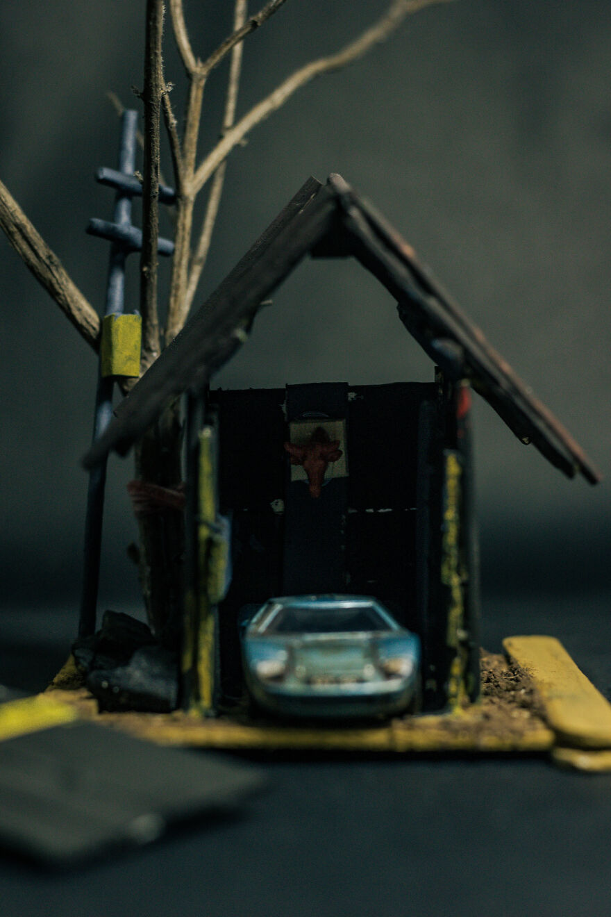 I Built An Abandoned Garage Diorama For My Matchbox Scale Model