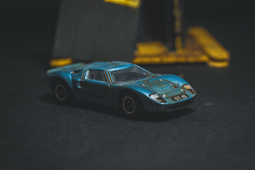 I Built An Abandoned Garage Diorama For My Matchbox Scale Model