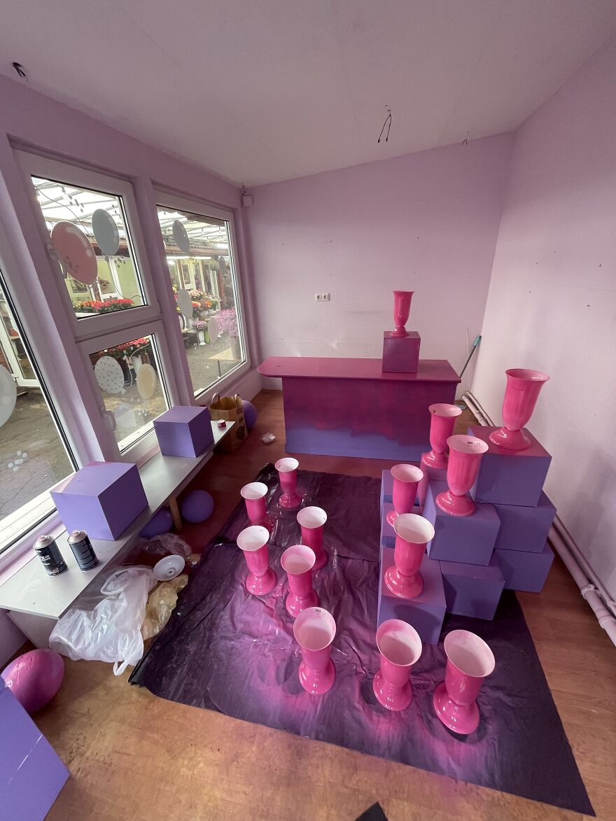 I've Packed My Jewelry Into Roses And Sold Them In The Soviet Flower Market (14 Pics) I've Packed My Jewelry Into Roses And Sold Them In The Soviet Flower Market (14 Pics)