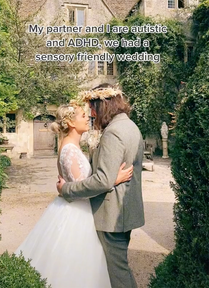 Neurodivergent Couple Throws A Sensory-Friendly Wedding So Cute And Relaxed, It Made People Wonder If That Shouldn't Be The Norm Neurodivergent Couple Throws A Sensory-Friendly Wedding So Cute And Relaxed, It Made People Wonder If That Shouldn't Be The Norm