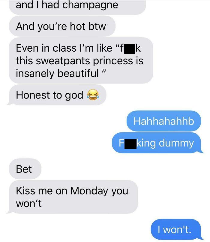 My Girlfriend Received These Texts From A Guy In Her Class