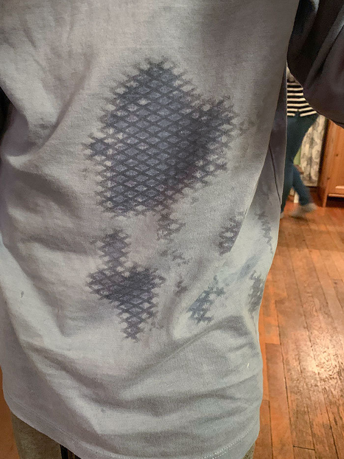 My Brother Has A Vans Shirt, And When Wet It Displays The Pattern On Vans Shoes