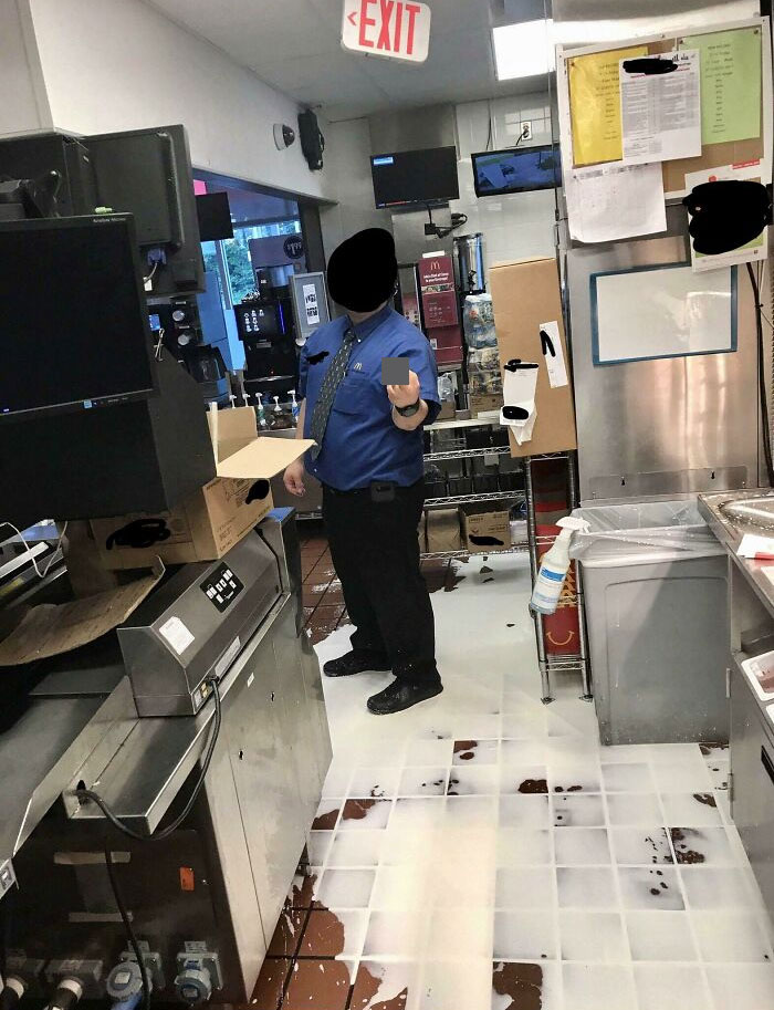 I Just Found A Photo From When I Worked At McDonald's During High School. My Manager Dropped A 3 Gallon Bag Of Coffee Creamer