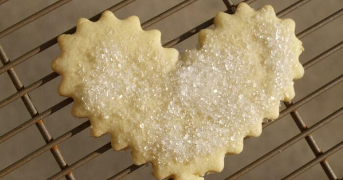 Hey Pandas, Post Things That Are Heart-Shaped (Closed)