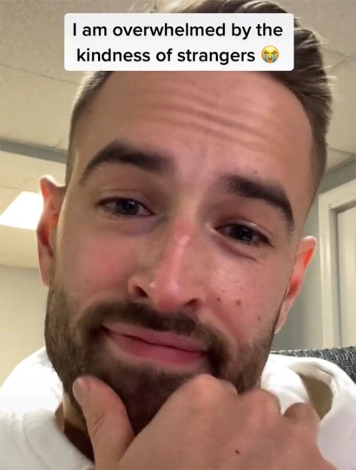 Guy Shows Pathetic Logo He Received After Paying This Designer $250, Internet Responds By Creating Him A New One For Free Guy Shows Pathetic Logo He Received After Paying This Designer $250, Internet Responds By Creating Him A New One For Free