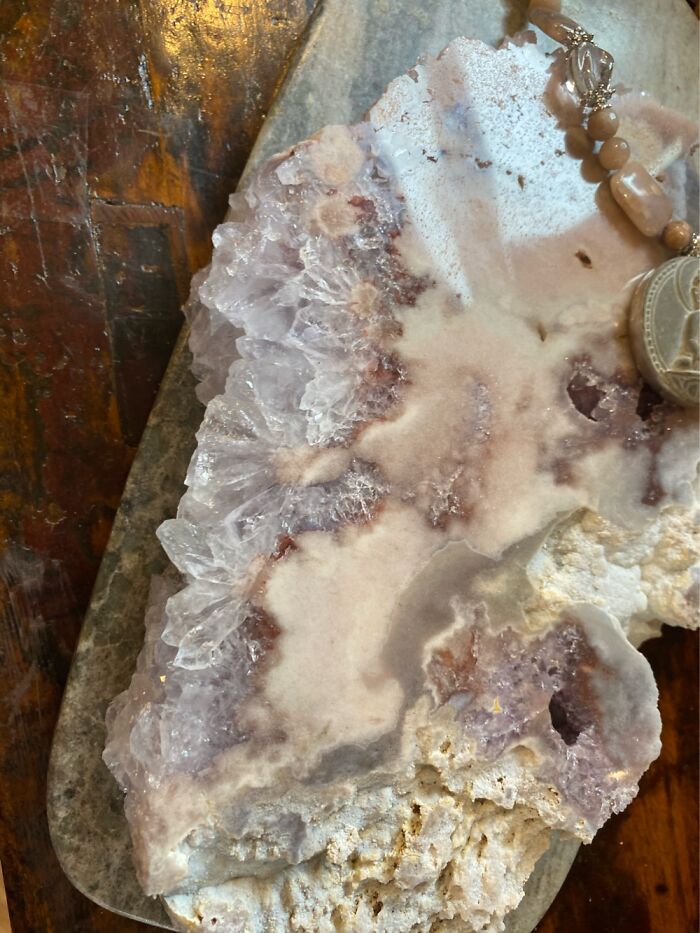 Fractal Patterns In The Cross Section Of Crystal