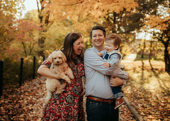 I Love It When Families Bring Their Pups To Their Photo Sessions And Here Are 18 Photographs I Took