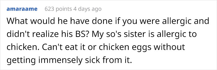 Waiter Wants To "Protect" Woman's Slim Figure, Swaps Her Order For Chicken Waiter Wants To "Protect" Woman's Slim Figure, Swaps Her Order For Chicken