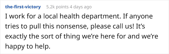Waiter Wants To "Protect" Woman's Slim Figure, Swaps Her Order For Chicken Waiter Wants To "Protect" Woman's Slim Figure, Swaps Her Order For Chicken
