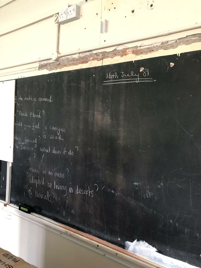 Replacing White Boards At This School Over The Summer Has Revealed An Old Chalkboard Covered Up 40 Years Ago With Class Notes Still Present