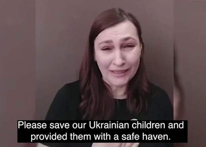 11-Year-Old Ukrainian Boy Traveling 600 Miles To Slovakia Touches Hearts With His Bravery 11-Year-Old Ukrainian Boy Traveling 600 Miles To Slovakia Touches Hearts With His Bravery