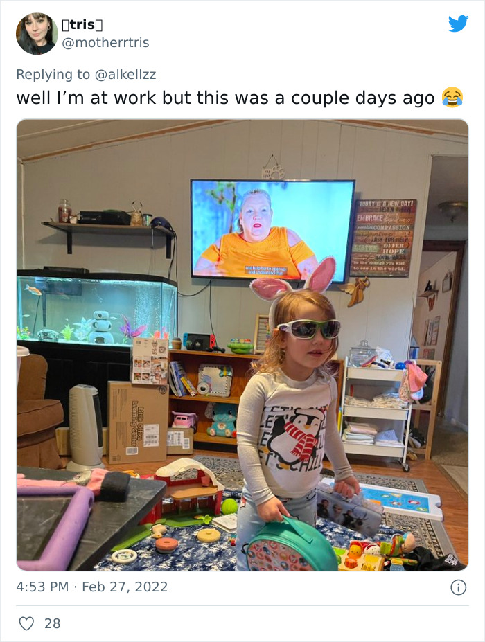 Mom Asked Parents To Post Honest And Unstaged Pictures Of Their Rooms, 33 People Deliver Mom Asked Parents To Post Honest And Unstaged Pictures Of Their Rooms, 33 People Deliver