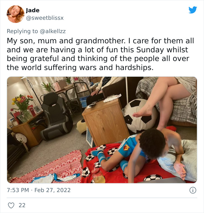 Mom Asked Parents To Post Honest And Unstaged Pictures Of Their Rooms, 33 People Deliver Mom Asked Parents To Post Honest And Unstaged Pictures Of Their Rooms, 33 People Deliver