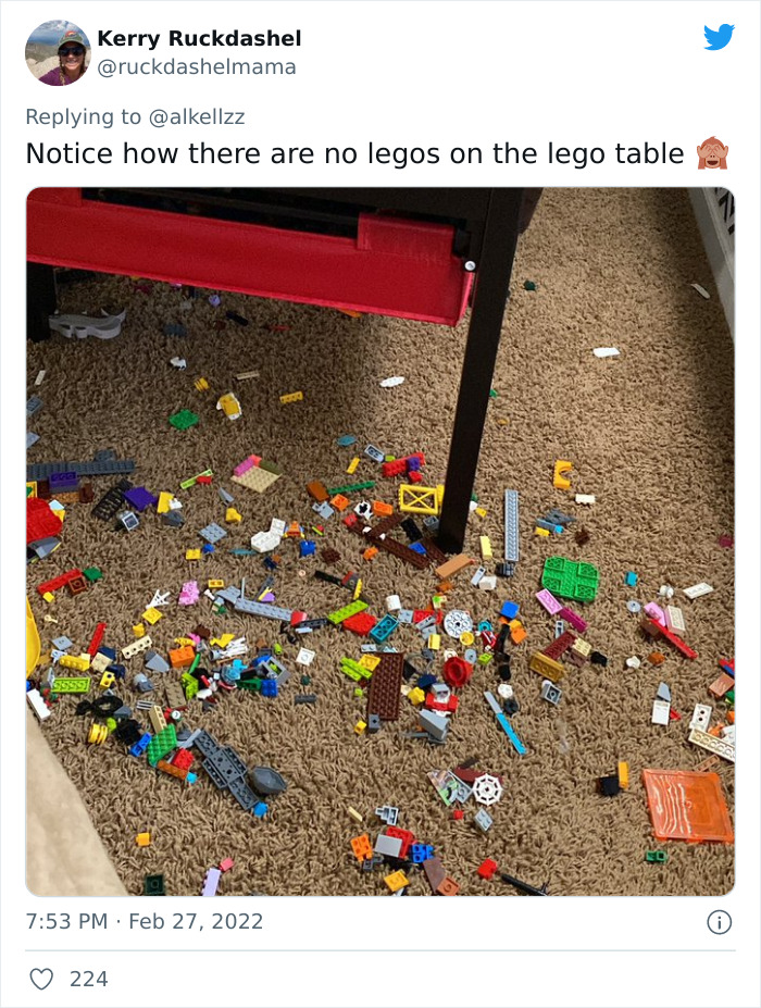 Mom Asked Parents To Post Honest And Unstaged Pictures Of Their Rooms, 33 People Deliver Mom Asked Parents To Post Honest And Unstaged Pictures Of Their Rooms, 33 People Deliver