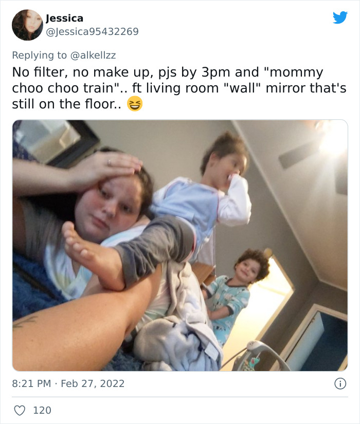 Mom Asked Parents To Post Honest And Unstaged Pictures Of Their Rooms, 33 People Deliver Mom Asked Parents To Post Honest And Unstaged Pictures Of Their Rooms, 33 People Deliver