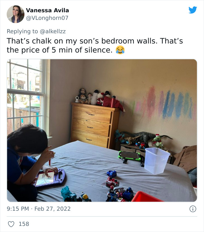 Mom Asked Parents To Post Honest And Unstaged Pictures Of Their Rooms, 33 People Deliver Mom Asked Parents To Post Honest And Unstaged Pictures Of Their Rooms, 33 People Deliver