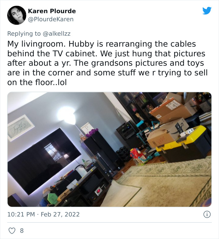 Mom Asked Parents To Post Honest And Unstaged Pictures Of Their Rooms, 33 People Deliver Mom Asked Parents To Post Honest And Unstaged Pictures Of Their Rooms, 33 People Deliver