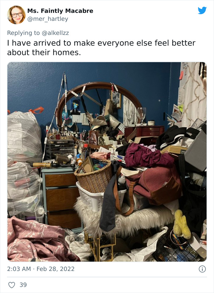 Mom Asked Parents To Post Honest And Unstaged Pictures Of Their Rooms, 33 People Deliver Mom Asked Parents To Post Honest And Unstaged Pictures Of Their Rooms, 33 People Deliver