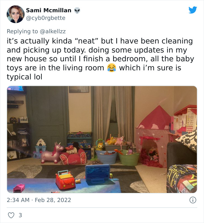 Mom Asked Parents To Post Honest And Unstaged Pictures Of Their Rooms, 33 People Deliver Mom Asked Parents To Post Honest And Unstaged Pictures Of Their Rooms, 33 People Deliver