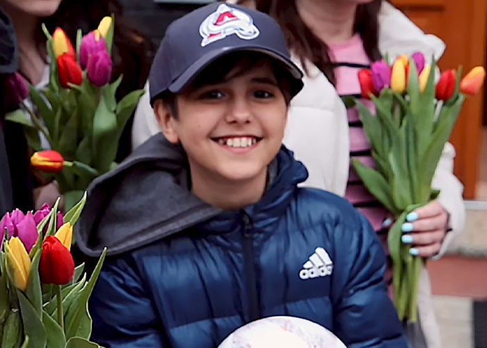 11-Year-Old Boy Who Traveled 600 Miles From Ukraine To Slovakia With Only A Phone Number On His Hand Reunites With His Mother 11-Year-Old Boy Who Traveled 600 Miles From Ukraine To Slovakia With Only A Phone Number On His Hand Reunites With His Mother