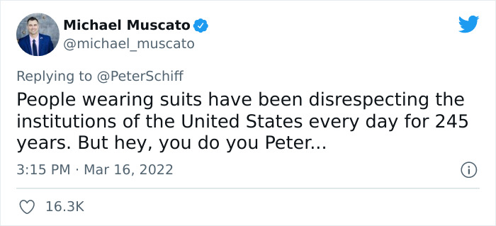 Man Is Upset The President Of Ukraine Didn't Wear A Suit When Addressing The US Congress, Voices It On Twitter, Gets A Major Reality Check Man Is Upset The President Of Ukraine Didn't Wear A Suit When Addressing The US Congress, Voices It On Twitter, Gets A Major Reality Check