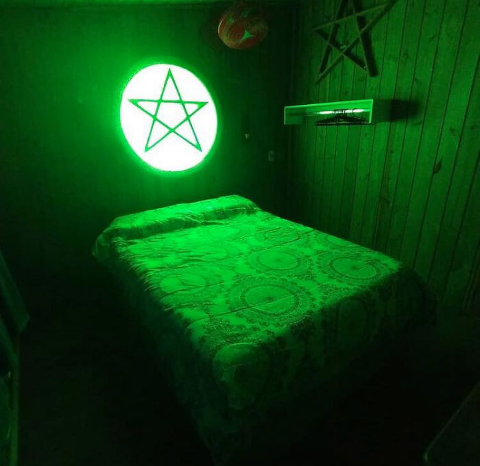 Bedrooms-With-Threatening-Auras