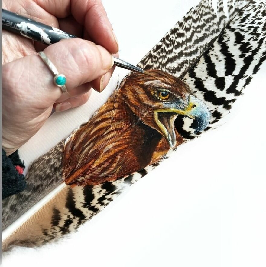 I’m Surviving Lockdown By Painting On Feathers (50 New Pics)