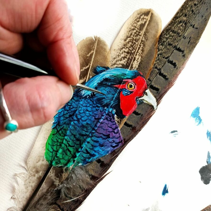 I’m Surviving Lockdown By Painting On Feathers (50 New Pics)