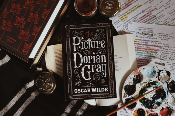 The Picture Of Dorian Gray By Oscar Wilde! Ethereal Prose And A Captivating Tragedy Of Pride And Decadence In The 19th Century