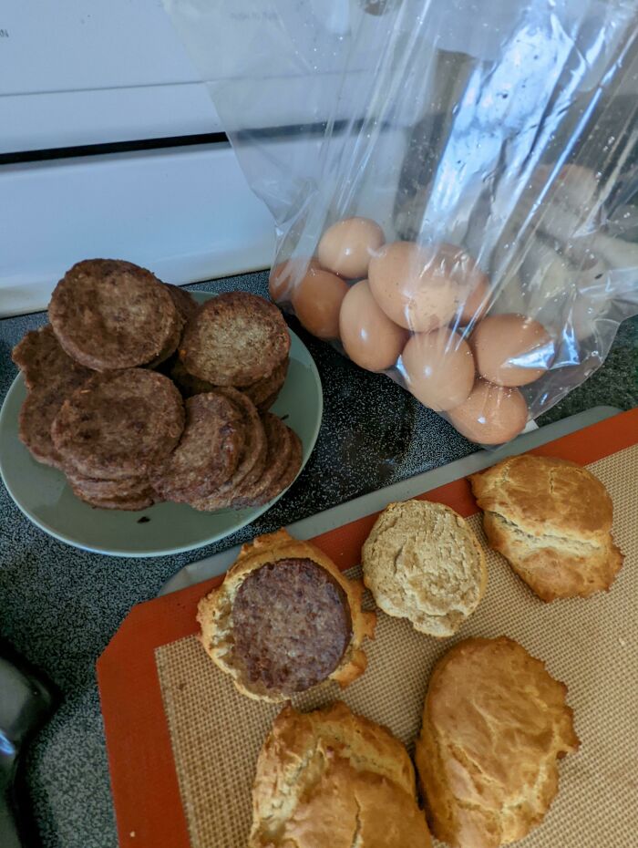 Meal Prep Breakfast For 1-2 Weeks. Organic Hardboiled Eggs (12 For 0.21¢ Each) Bulk Sausage 30 For 0.33¢ Each) And Gluten Free Biscuits From Some Flour I Had On Hand. All For Around $16. Yay, Frugality!