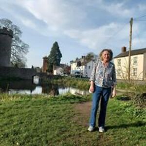 carolinejones554 avatar